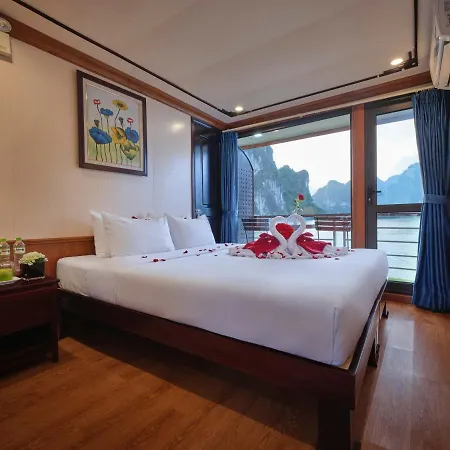 Lavender Elegance Cruises Hotel